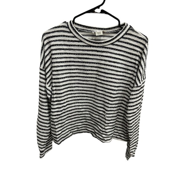 URBAN Romantics Tops - Urban Romantics Striped Long Sleeve Sweater Black White Sz Large Cozy Knitwear